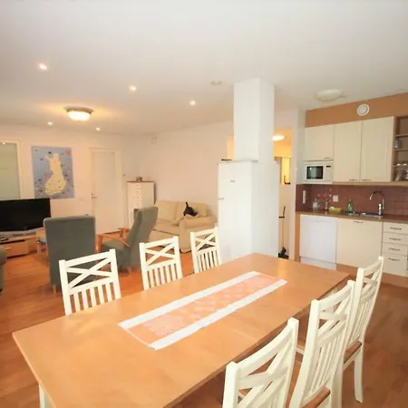 Appartement Omakotitalo 4-6 Hengelle - House à Lahti Extérieur photo