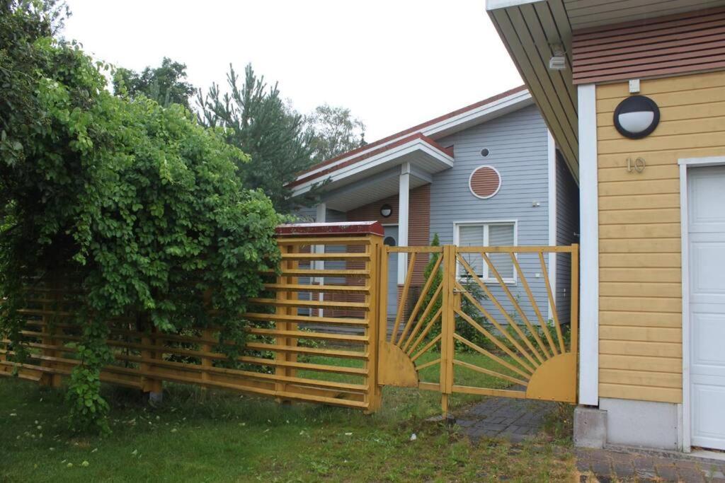 Appartement Omakotitalo 4-6 Hengelle - House *