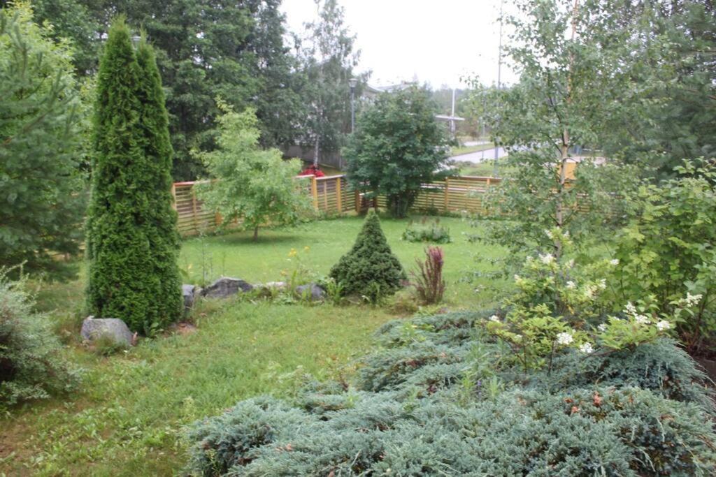 Omakotitalo 4-6 Hengelle - House